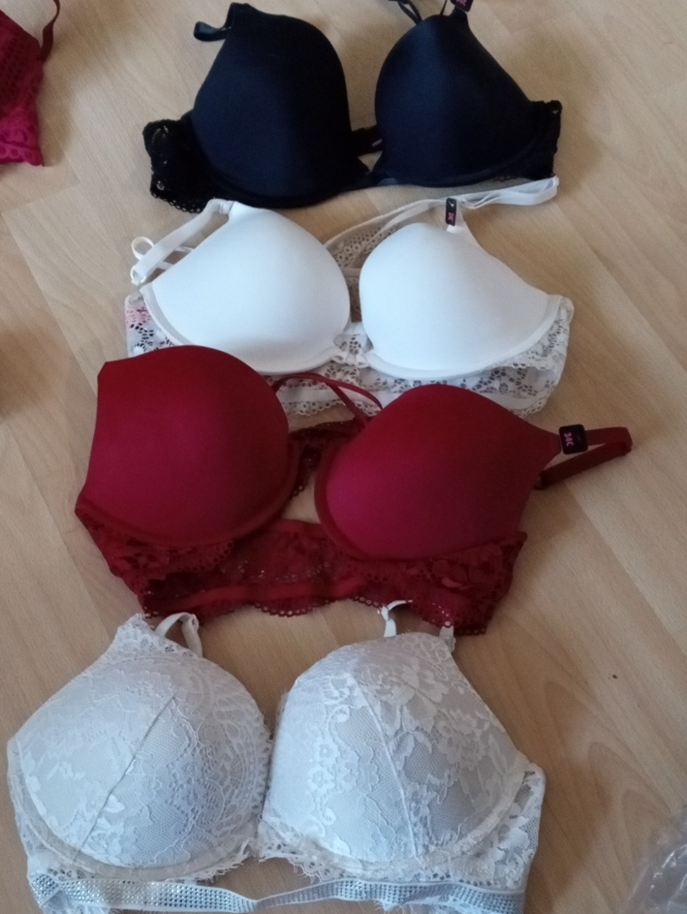 La SENZA Multi-Pack Lace & Molded Bras in Black, White, Red, Ivory